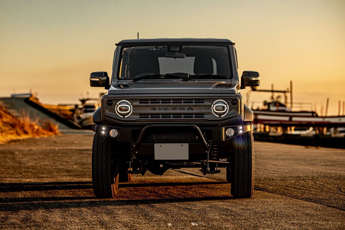IMUA61176233's tweet photo. 流星群どこで観るか迷い中💫
#jb74 #jb64 #jimny
#mudron #carstylejapan #takeauto https://t.co/yXgYt9juv5