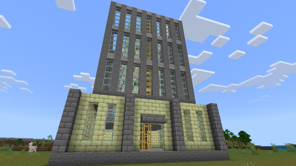 monaka496's tweet image. サボテン自動収穫機にチャレンジしてるけどなかなか難しい。装置自体は完成したんだけど、建屋をどうするかなかなか決まらない。ビルっぽい建築って初めてだから、これから練習します #マインクラフト #minecraftjp #Minecraft #マイクラ