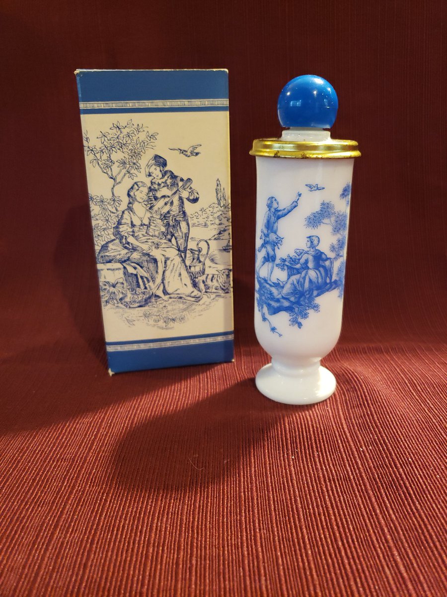 akhileshwar_r's tweet photo. Vintage Avon Demi-Cup Unforgettable Foaming Bath Oil Featuring Old Fashion Man And Woman In A Nature Scene In Original Box Great Condition
#FoamingBath #Featuring #gift #NatureScene #Condition #VintageAvonDemicup #woman #AtticEsoterica #etsy
👉https://t.co/SejS1hu8o0 https://t.co/wMnD3KqnZx