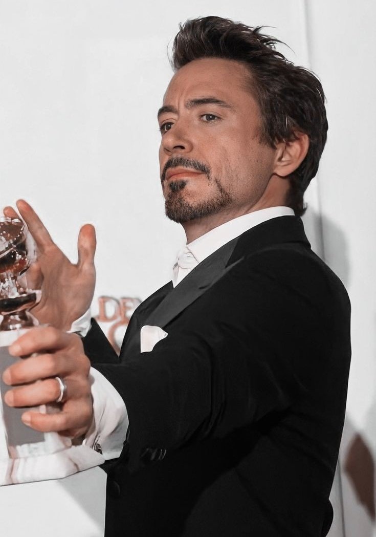 thinkerdowney's tweet photo. rdj supremacy ⎊ https://t.co/9s8wVKMkj9