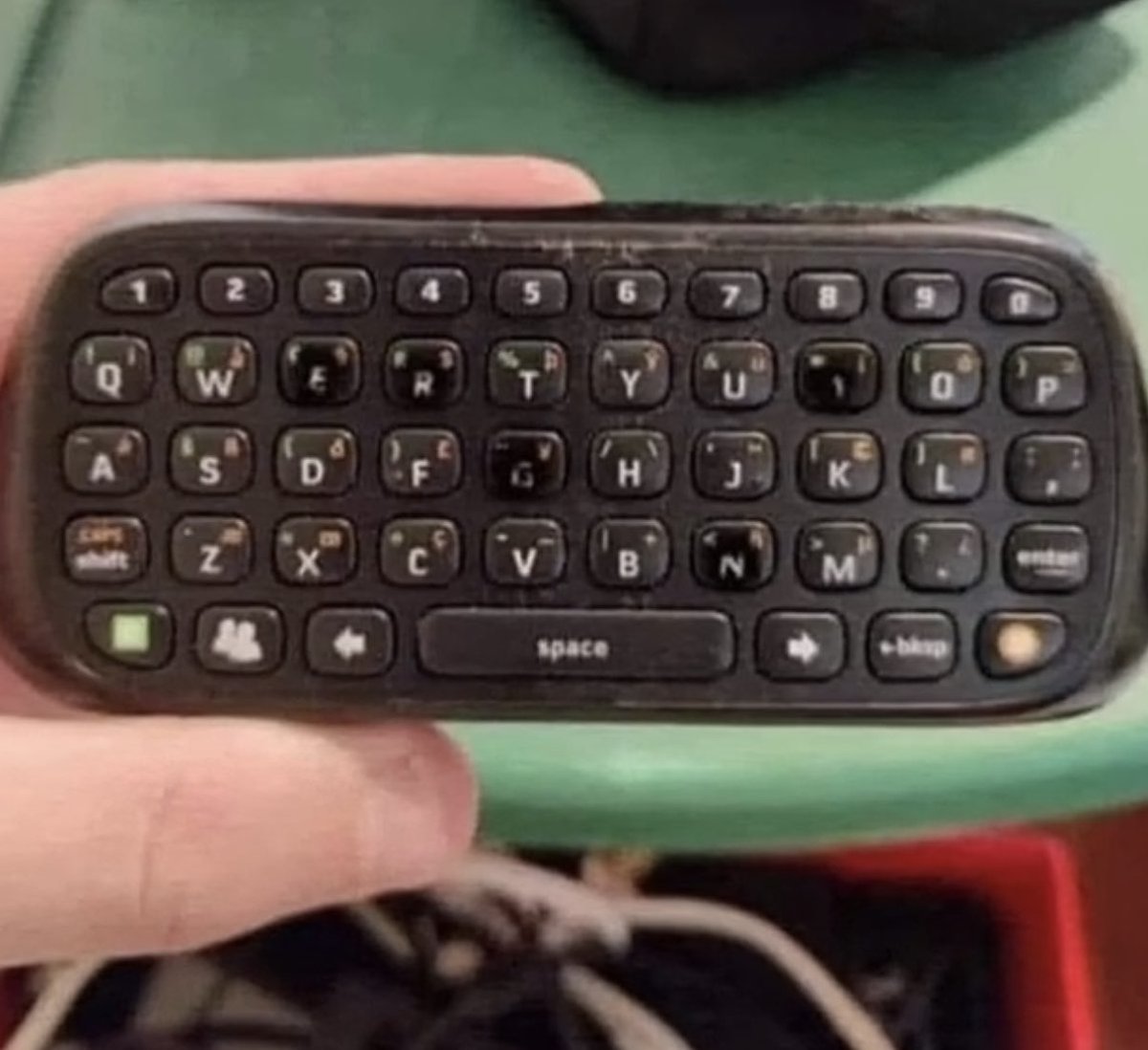 Wow I found my old Xbox 360 keyboard, good memories