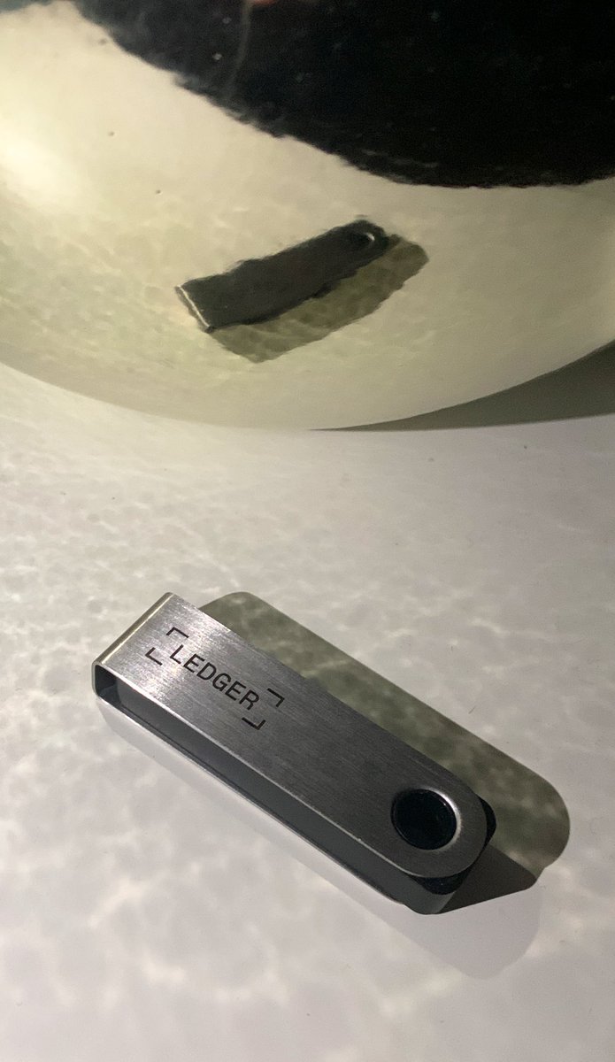 tncmv's tweet image. Une année 2023 qui commence comme elle se doit @Ledger #notyourkey #notyourcrypto