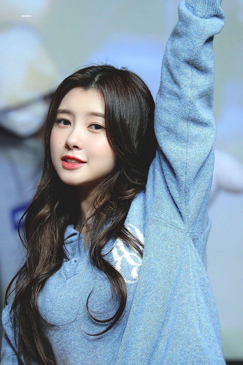 dagong32's tweet photo. 다연아 데뷔 1주년 축하해!
1년을 돌아보니까 다연이한테 항상 고마웠던 적 밖에 없더라 1년 동안 너무 고마웠어
앞으로도 잘 부탁해! 항상 응원할게
#케플러 #kep1er #김다연 #다람찌 https://t.co/ST7lwdf3mP