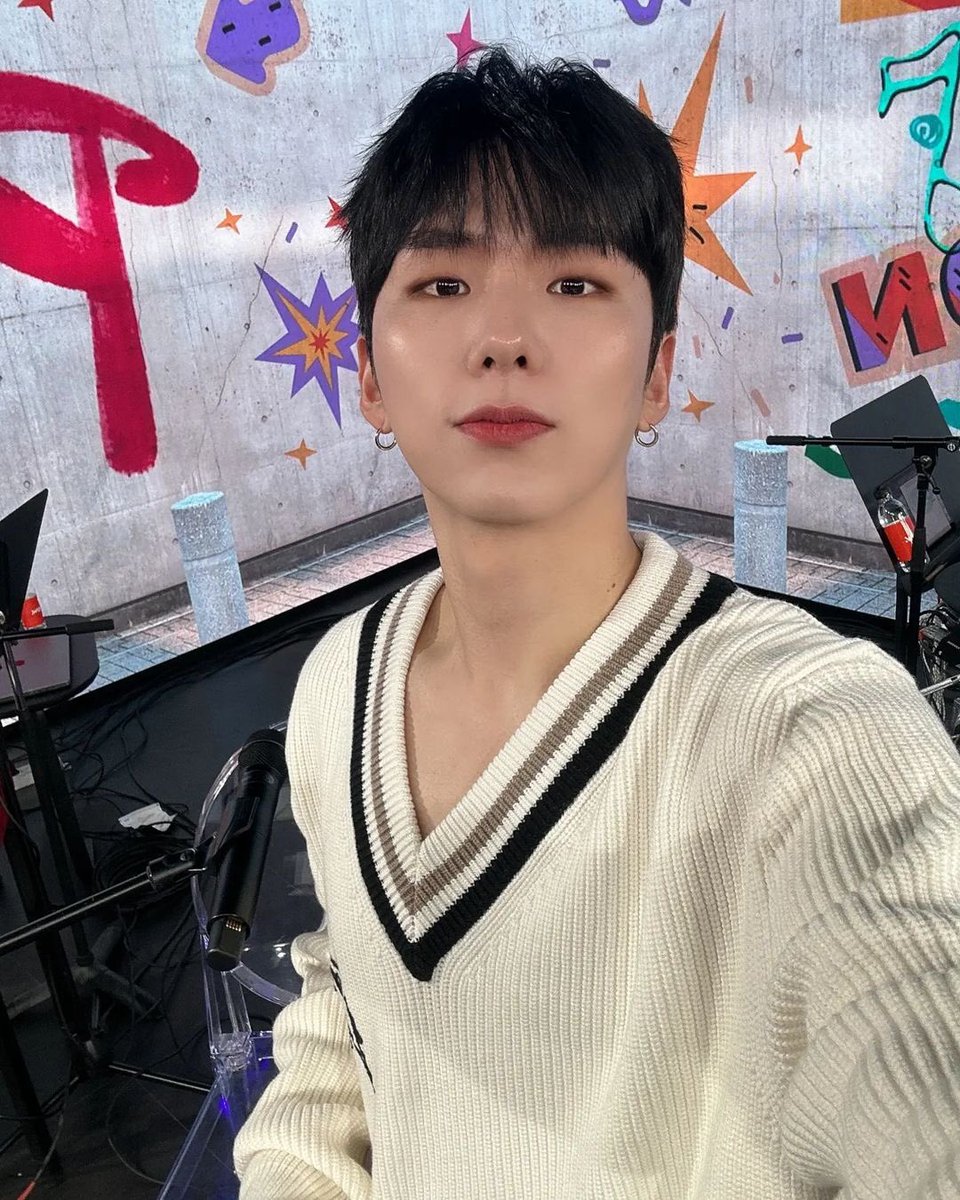 DeepBluekh's tweet image. 230103 #기현 #KIHYUN 

[ yookihhh ]

새해 첫 PLAY라 그런지 더 재밌었어요
올해도 잘부탁드립니다!