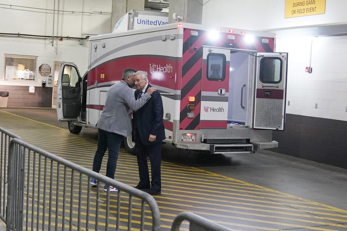 #tBills owner Terry Pegula is given an update by Pegula Sports and Entertainment Executive Vice President Ron Raccuia after Damara Hamlin was injured against the  #Bengals during the first quarter.