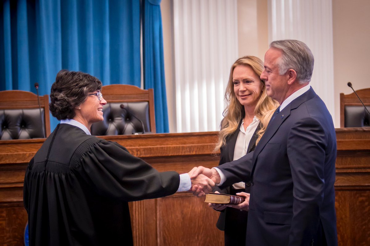 JoeLombardoNV's tweet image. It was the honor of my life to be sworn in as the 31st Governor of Nevada this morning. I look forward to the inauguration ceremony tomorrow, where I’ll deliver my first remarks as governor.
To follow my official account, follow me at @JosephMLombardo.