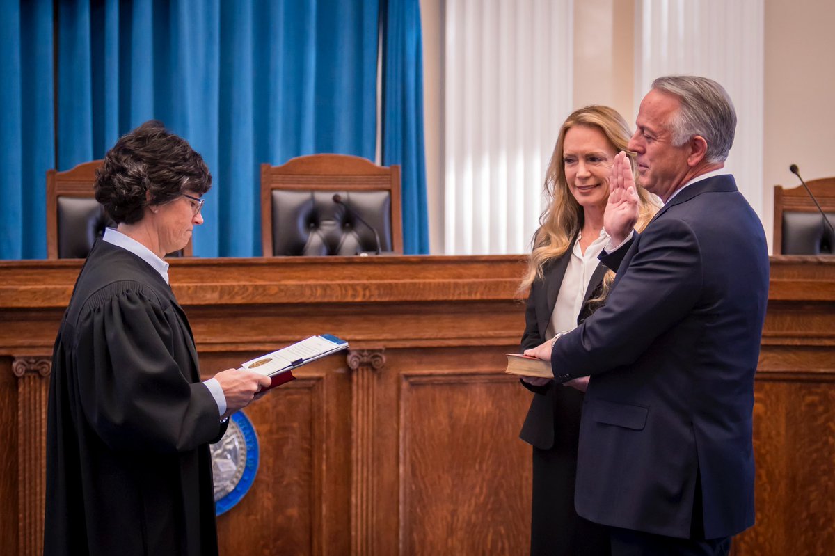 JoeLombardoNV's tweet image. It was the honor of my life to be sworn in as the 31st Governor of Nevada this morning. I look forward to the inauguration ceremony tomorrow, where I’ll deliver my first remarks as governor.
To follow my official account, follow me at @JosephMLombardo.