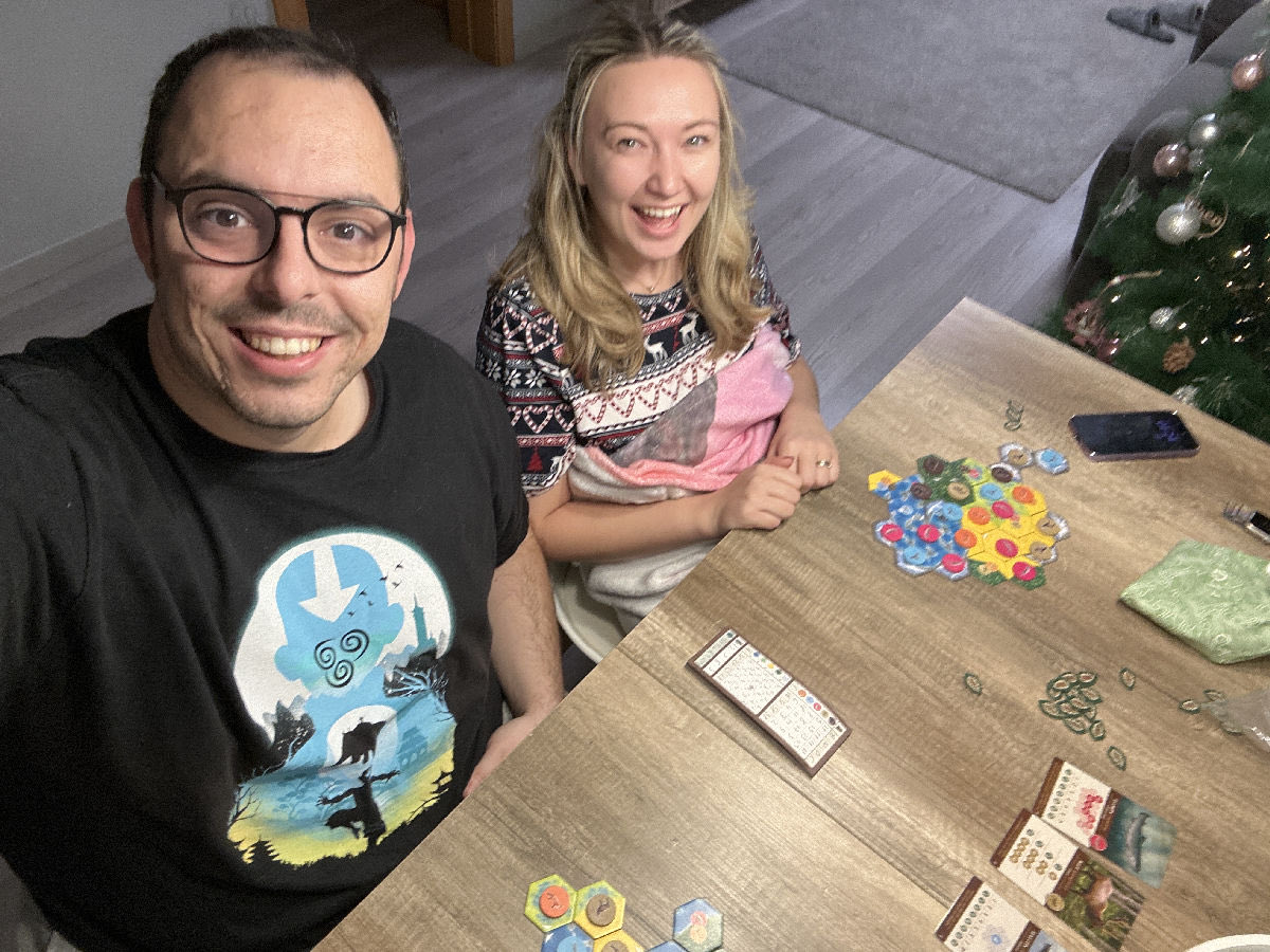 mrcarlosdev's tweet image. Gané a Cascadia el 3 de Enero con 2 jugadores, puntuación ganadora 89 #bggcatalog boardgamegeek.com/boardgame/2959…