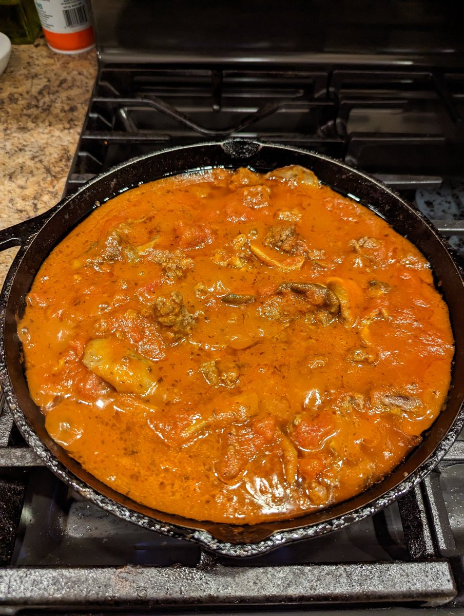APTOutdoors's tweet photo. Pasta sauce in the Lodge with bolete mushrooms π and the whitetail I got this year. #wildfed https://t.co/W5LsPMmjMi