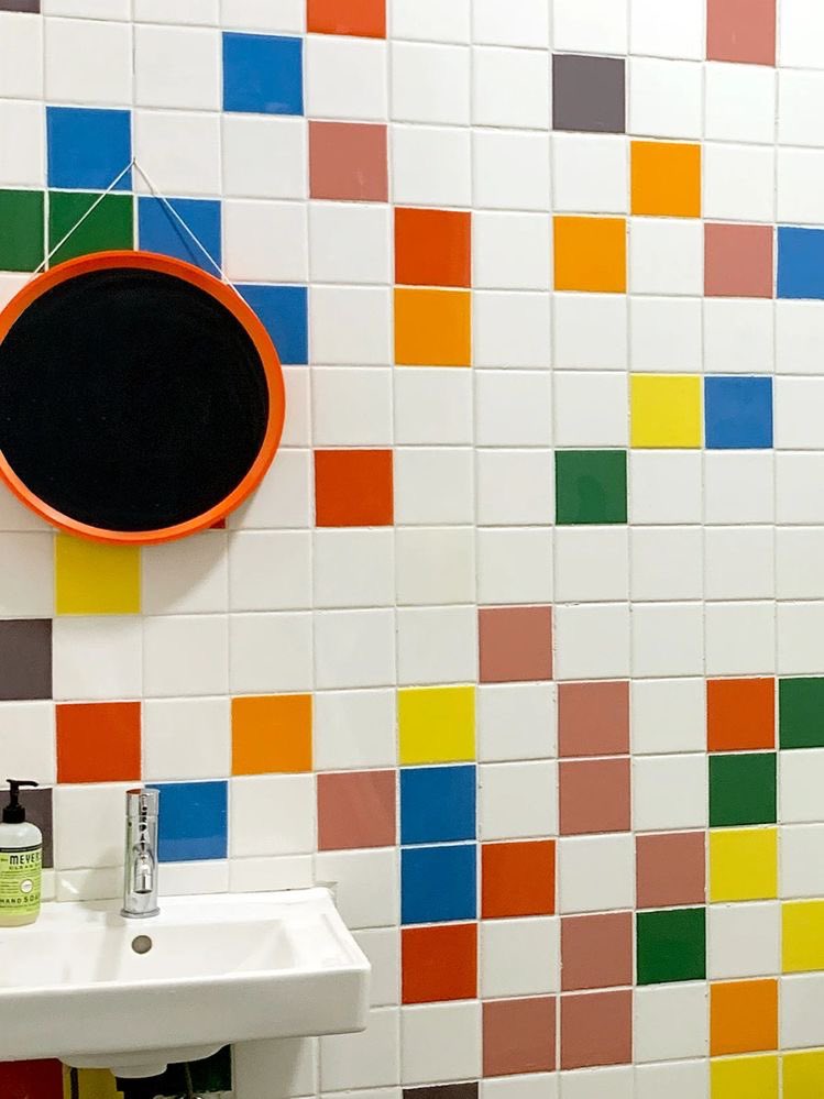 altmsfrizzle's tweet photo. these interiors speak to me https://t.co/WlttwtN1rF