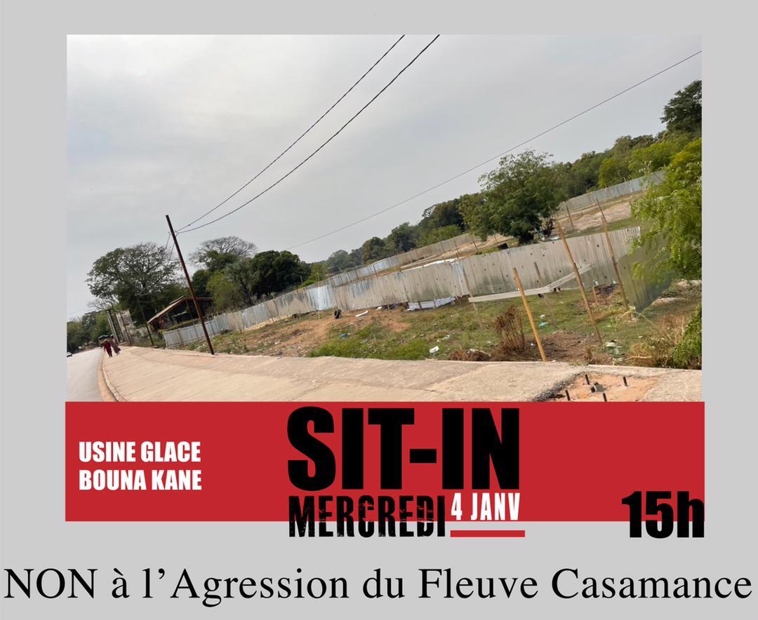 DimMoussa3's tweet photo. La densité économique du fleuve Casamance merite que sa berge soit bien entretenue. L'avenir économique de notre région dépend en grande partie de la revitalisation de ce fleuve. Ensemble, battons-nous pour arrêter ce projet de station d'essence sur le fleuve . #FreeFleuveCasa https://t.co/VIGg7Qo7vO