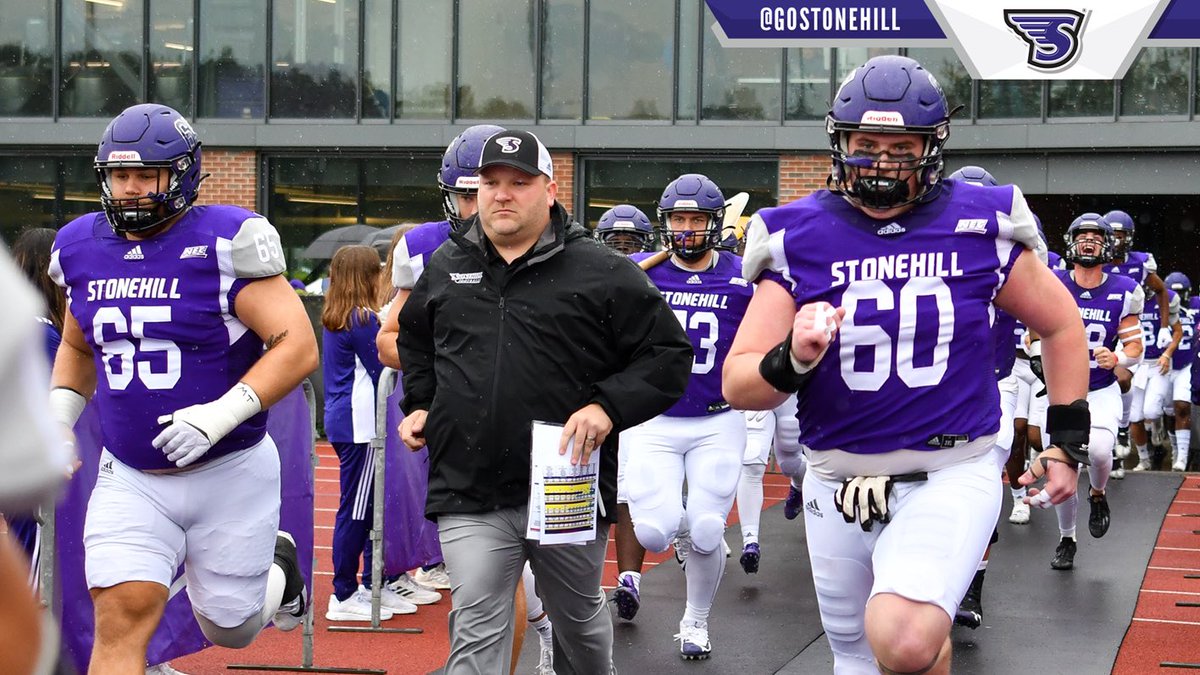 NinoFrancavill1's tweet photo. Blessed to say that after a great conversation with @CoachEliGardner I have received my 3rd D1 offer from Stonehill🟣⚔️!! @LoomisFootball @coachbanks9 @730scouting https://t.co/JcmoeZMLkB