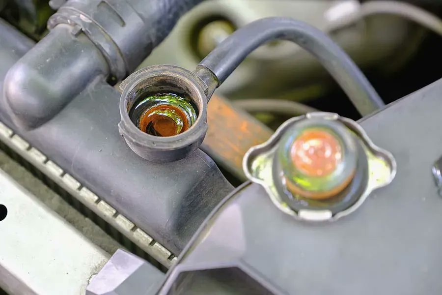 A1performance_1's tweet photo. Radiator Problems: Dealing with a Leaking Radiator. The telltale sign is a temperature warning or when the temperature gauge reads high. #Radiator #CarMaintence #A1PerformanceAutoRepair https://t.co/Omr1OwqBdM https://t.co/FwXm0qzr9Q