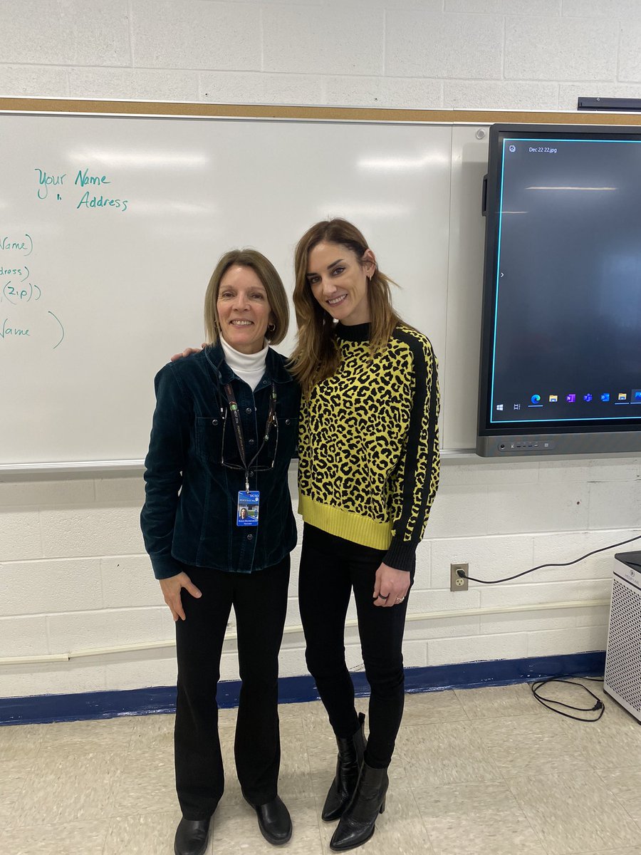 Monticello High School Academy of Finance (@mcsdnaf) on Twitter photo Alumna Angela Brasington shared importance of taking care of mental health, being open to learning something new from each life experience, and commended students for staying with the AOF, a program that teaches relevant skills. <a href="/MonticelloCSD/">Monticello Schools</a> #BeFutureReady Alumna Angela Brasington shared importance of taking care of mental health, being open to learning something new from each life experience, and commended students for staying with the AOF, a program that teaches relevant skills. <a href="/MonticelloCSD/">Monticello Schools</a> #BeFutureReady
