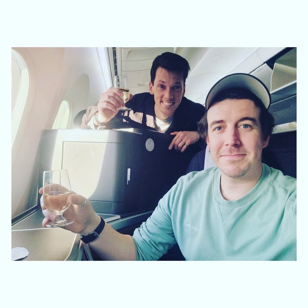 scottwhoatson's tweet photo. Seattle you total babe….. great times with great people….
Shows ✔️
New years ✔️
Jet lag ✔️
Good time ✔️
Most photos unsuitable for social media ✔️
#seattle #ontour #pottedpotter #usa #newyears #happynewyear #actorslife #theatre #spaceneedle #wecominghome #upupandaway https://t.co/OOyhGfxC1o