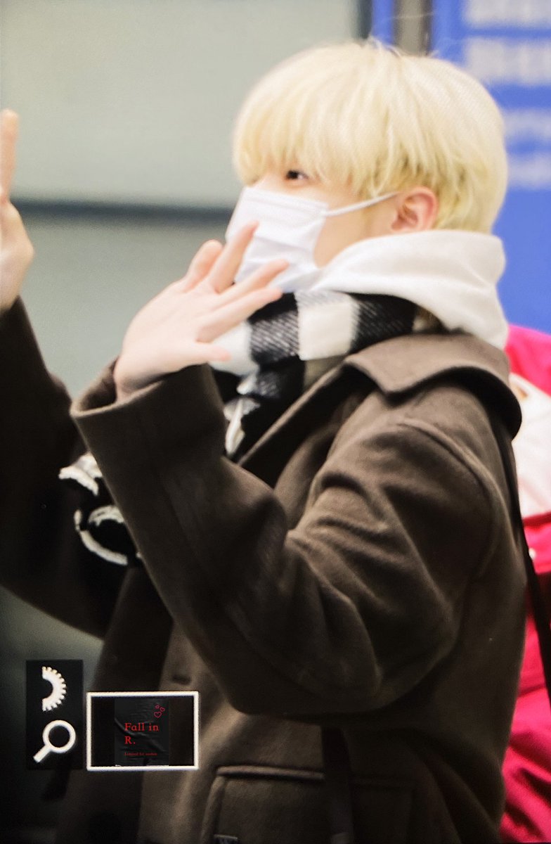 FallinReal1205's tweet photo. -
230103
✌️🐰

#최수빈 #수빈    #SOOBIN                 
#TOMORROW_X_TOGETHER      
#TXT      #투모로우바이투게더 https://t.co/JZMVkybXWN