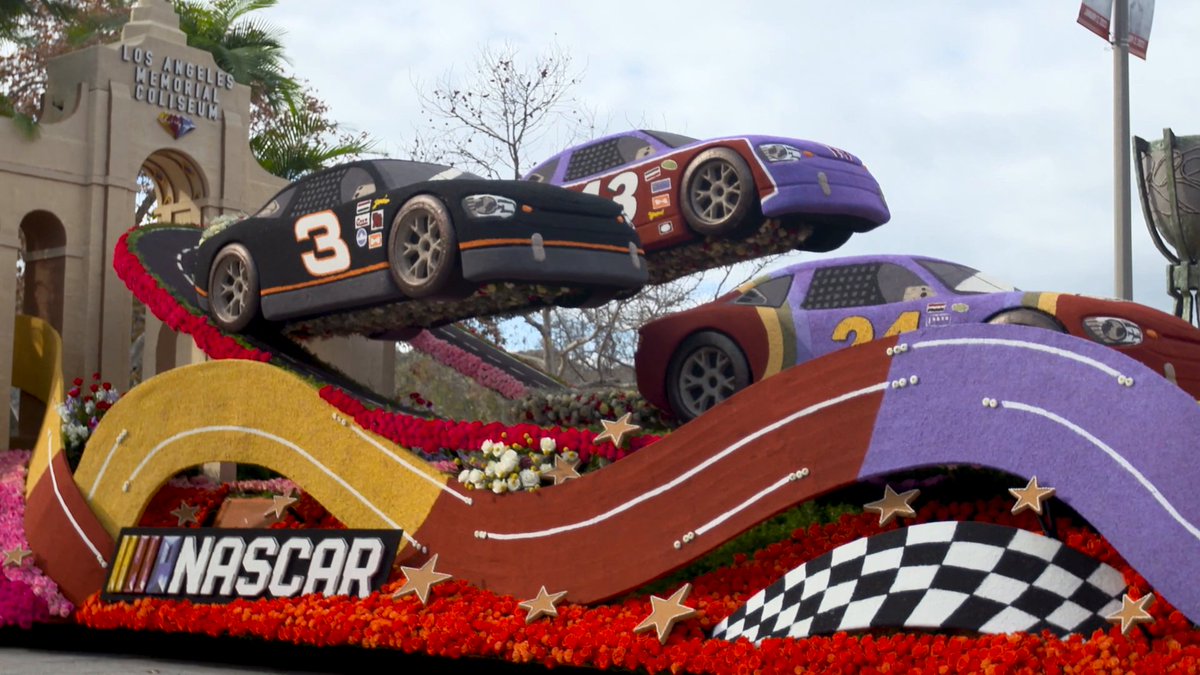 NASCAR on Twitter "A historic day for our sport! 🌹 Al_Weave helps us