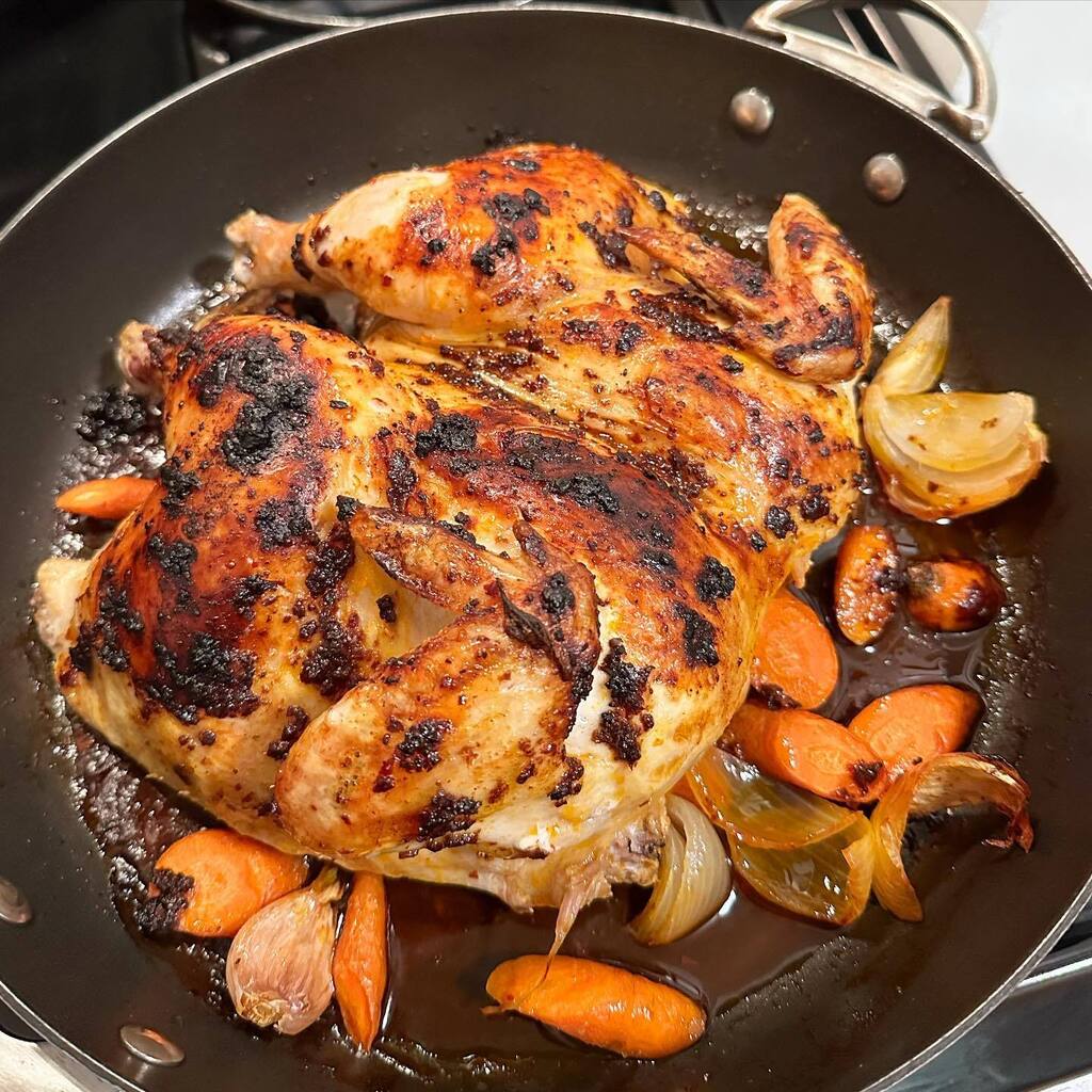 Lior Lev Sercarz - La Boite (@laboiteny) on Twitter photo Harissa honey roasted chicken! #yalla #harissa <a href="/laboiteny/">Lior Lev Sercarz - La Boite</a> instagr.am/p/Cm7v2nos0pa/ Harissa honey roasted chicken! #yalla #harissa <a href="/laboiteny/">Lior Lev Sercarz - La Boite</a> instagr.am/p/Cm7v2nos0pa/