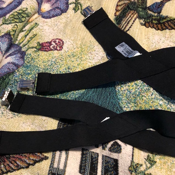 KnitterDawn's tweet photo. So good I had to share! Check out all the items I'm loving on @Poshmarkapp from @beseechcharisma #poshmark #fashion #style #shopmycloset #eddiebauer #softsurroundings: https://t.co/O9RqVgTBUg https://t.co/RnQfIVTJXE