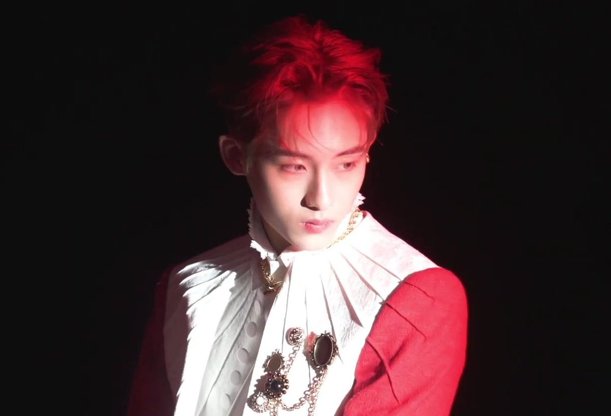 renwinpics's tweet photo. Vampires https://t.co/pY5A8HHcl0