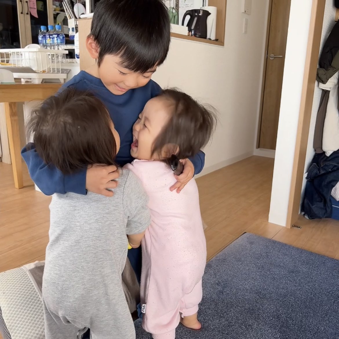 あけましておめでとうございます🎍
誰に会うわけでもなく家でのんびりした
お正月でした😌
今年もどうぞ宜しくお願いします☺️