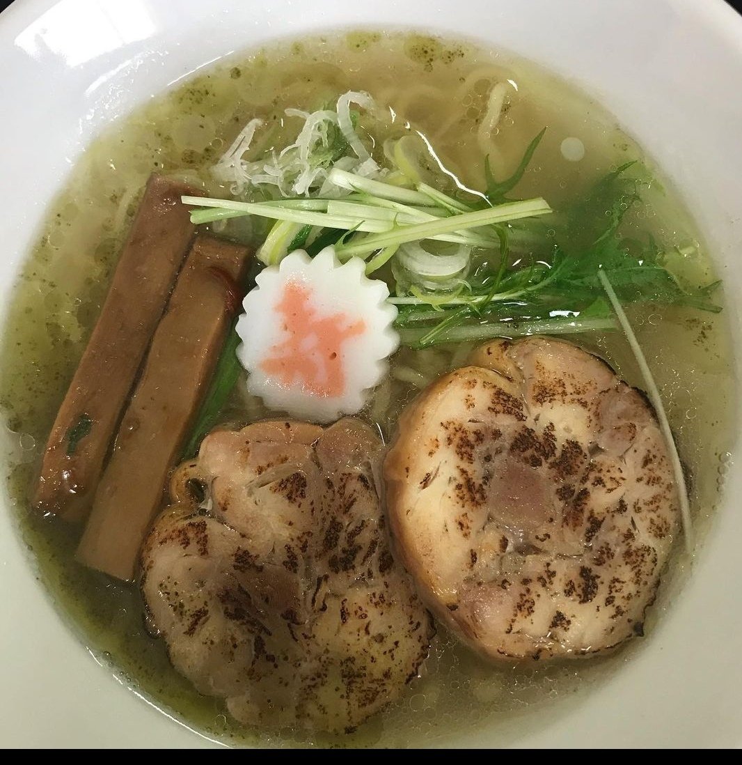menya_futaba's tweet photo. 明けましておめでとうございます
昨年はお世話になりました
本年もよろしくお願いします
今年も鯛ラーメンやりま～す https://t.co/TlkZyMTcww