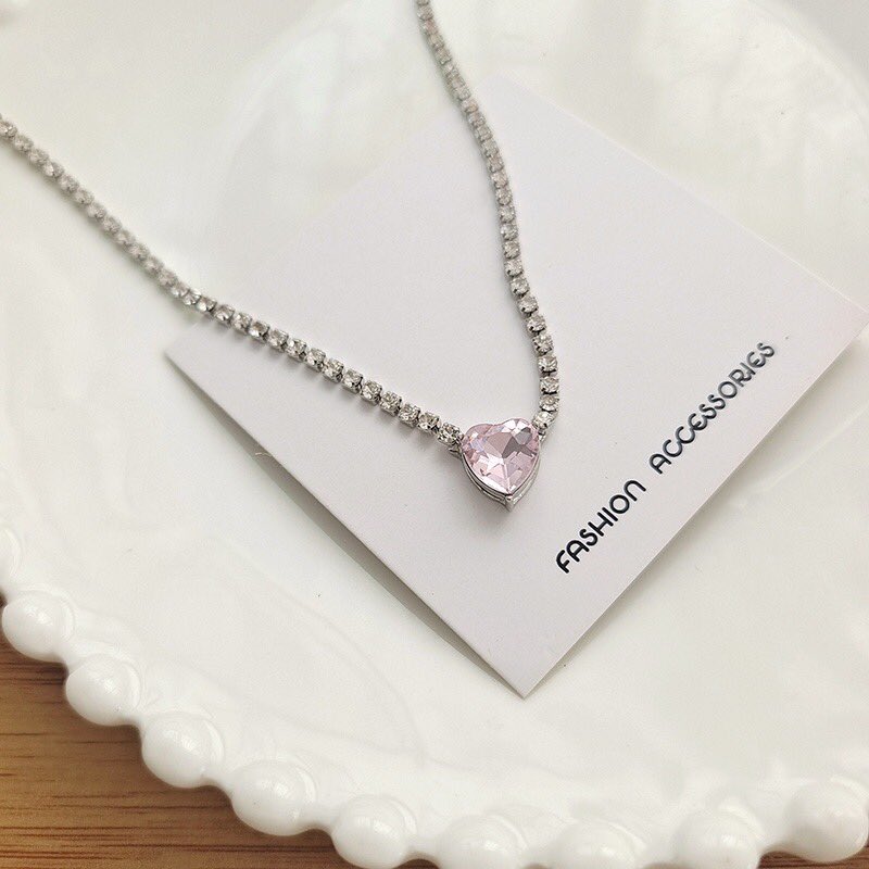 Alice_Abear's tweet photo. : heart necklace💗✨
♡ Price 69.-
♡ ซื้อ3ชิ้นขึ้นไปส่งฟรี(คละได้ทั้งร้าน)
#aliceabear_necklace

#เครื่องประดับ #สร้อยข้อมือ #สร้อยคอ #กําไลลูกปัด #ต่างหูหนีบ #พร้อมส่ง #วินเทจ #มุก #สร้อยผีเสื้อ #สร้อยโบว์ #คริสตัล #มินิมอล #สร้อยหัวใจ #แฟชั่น #ดอกไม้ #สร้อยเงิน #สร้อยหมี https://t.co/8zhVE94eif