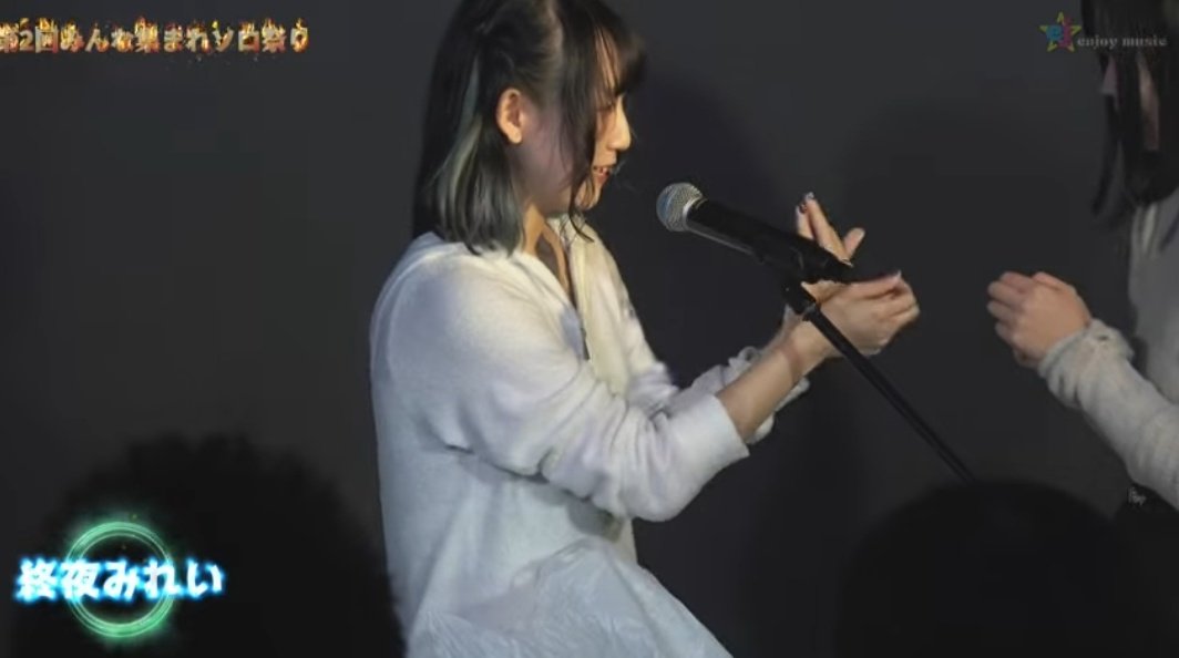 danna1213's tweet image. 若手最高峰のマジシャン #ピース 
                    VS
BLOOD/.のリーダー  #終夜みれい

のマジック対決が観られるとか観られないとか🤣

#Piace
#ブラッドエンド 
#マホロバマインズ三浦
#観られません