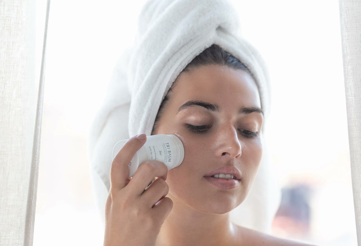 Inspired by the healing powers of nature, Tri-Balm contains no harmful chemicals, parabens, silicones or synthetics. Easy to use, non-spill and suitable for all skin types, Tri-Balm is the ultimate multi-purpose product.