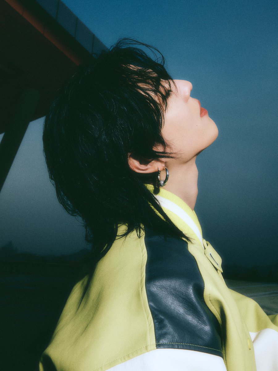 AOMGOFFICIAL's tweet photo. [유겸 (YUGYEOM)]
ㅤ
Behind The Scenes #3:
‘Ponytail (Feat. 식케이 (Sik-K))’ Official MV
ㅤ
-
유겸 (YUGYEOM) - ‘Ponytail (Feat. 식케이 (Sik-K))’
https://t.co/UrXKsbaE5h
ㅤ
-
@yugyeom #유겸 #YUGYEOM
#Ponytail
#AOMG https://t.co/2LbV3jxJWi