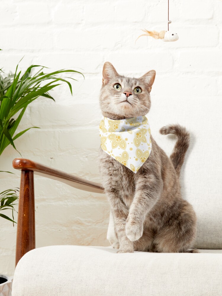 Spring will come, so how about getting your fur baby ready?
  redbubble.com/i/pet-bandana/… #findyourthing #redbubble #RBandME #puppy #dog #cat #kitty #perlover #petfamily #paisleypattern #flowers #floral