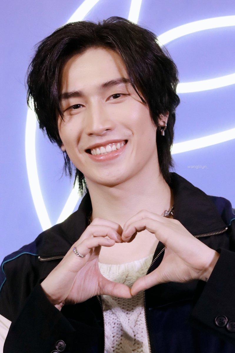 wanglilyn_'s tweet photo. ⚠️ pls rt 

ชาว #ฟองอากาศของไบเบิ้ลบิว ฝากรี/โควททวิตนี้ให้ถึง 1,000 รีหน่อยค้าบ จะเอาไปแลก 2,000 ใจในการโหวตไบเบิ้ลบิว 

ใครรีขอให้ชาติหน้าไม่เกิดเป็นคนไทย 🥹

📍 https://t.co/ZFE1NeDqRU

⊢#BibleBuild #ไบเบิ้ลบิว ⊣ 
⊢ #BuildJakapan #BibleWichapas ⊣ https://t.co/HV1XWra2LE