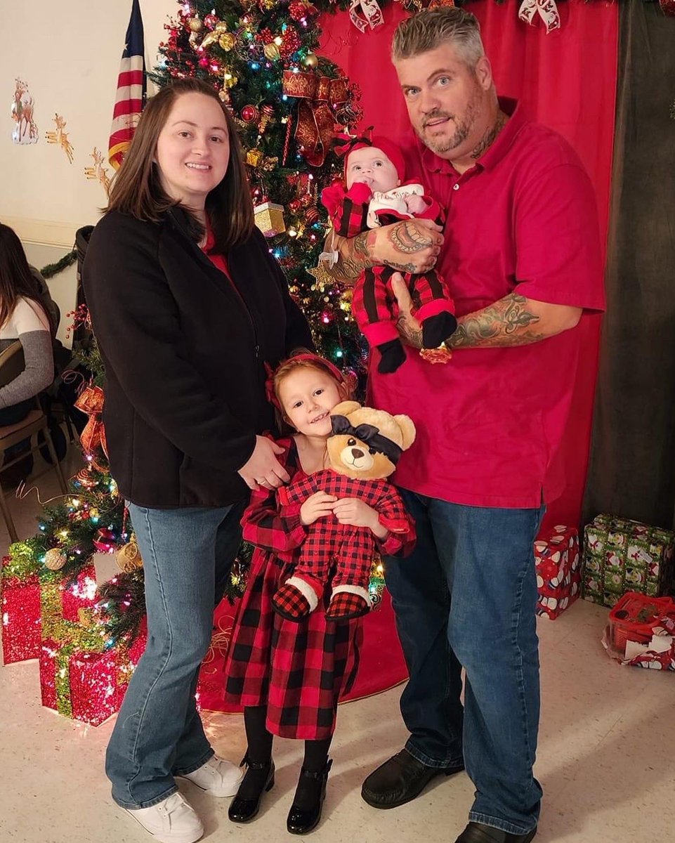 AngelM1988's tweet photo. It’s been a while! But we went ahead and had ourselves another (surprise!) baby! Finding out I was pregnant at 25 weeks was crazy! I just couldn’t believe it! I now have a 7 year old and a 3 month old ♥️ crazy how life works out! https://t.co/eYRFfoA9Gr