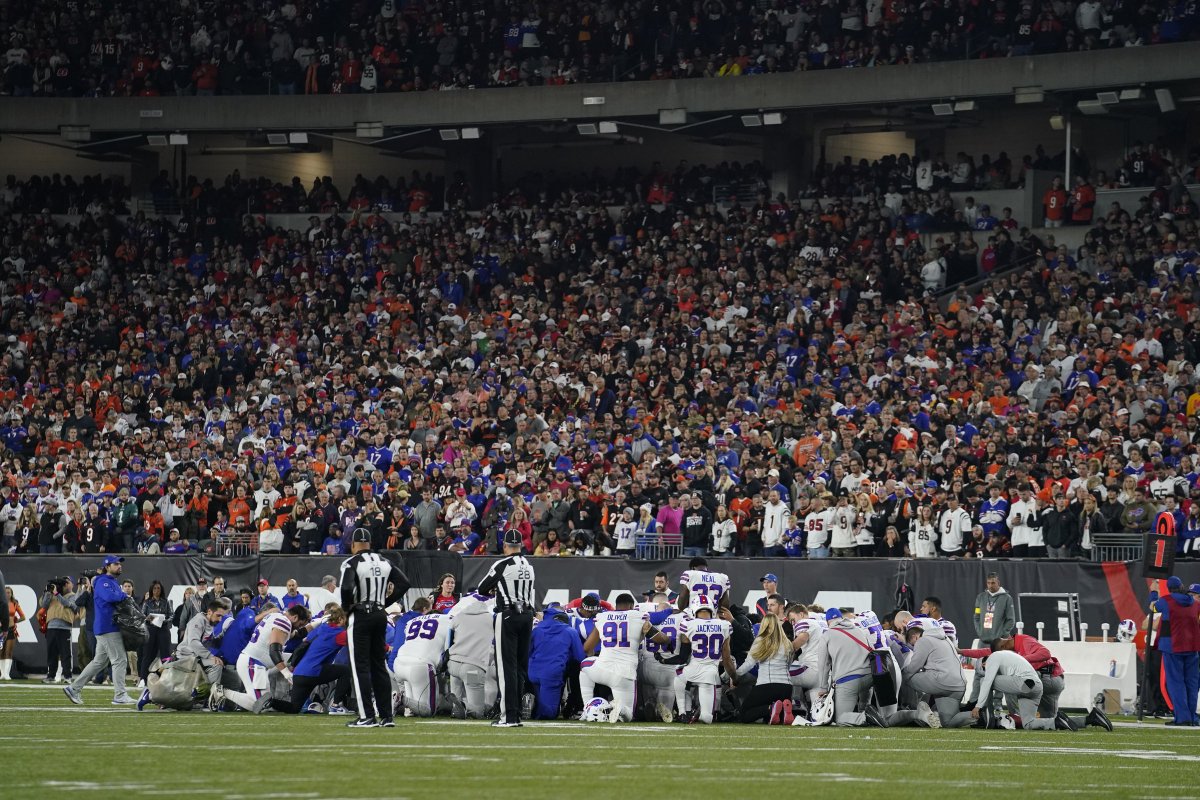 WCVB's tweet photo. NFL has officially suspended the #Bengals #Bills game.  The league will work with the teams to try and find a new date for the game. 

Our thoughts and prayers continue to go out to Bills safety Damar Hamlin. (📷 AP) https://t.co/pv8Ws5yYvb