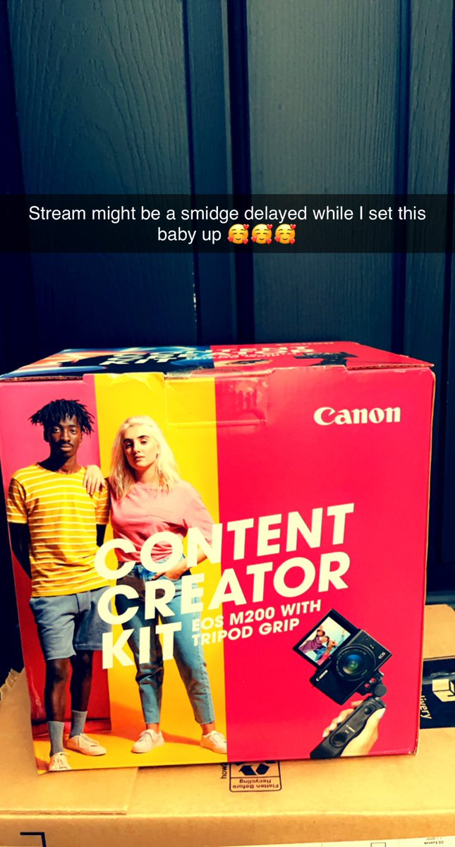 NebulaKiri's tweet photo. Look what got here in time for stream tonight! Live in five to test it out ๐ฅฐ๐ฅฐ๐ฅฐ #newcamera #canon #streamupgrades https://t.co/QrblFs3dc4