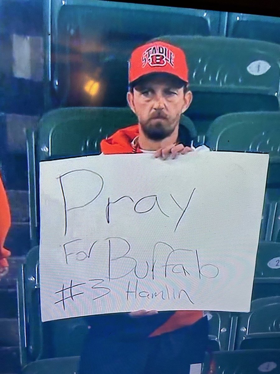 DanyelReneeBB's tweet image. Focus on the good ones, #BillsMafia There are plenty. Thank you, #RuleTheJungle 🙏