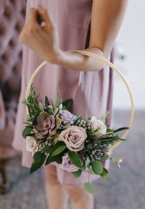 LHS_Commu's tweet photo. #LHS_Bouquet ตลอดระยะเวลาที่เหลือ จะเป็นช่วงเวลาให้นักเรียนจัดการกับเกรดหรือติดต่อคุณครูในเรื่องต่าง ๆ เอกสารที่จำเป็นต้องใช้ในการเรียนต่อในระดับมหาลัย

💐รวมถึงรังสรรช่อดอกไม้ของตัวเอง เพื่อเชิญชวนและมอบให้กับคนที่ตัวเองต้องการชวนไปคู่ในงานพรอม🌻🌹🌷

📄https://t.co/JlUUy6ov9f https://t.co/yK8tIJ6nyP