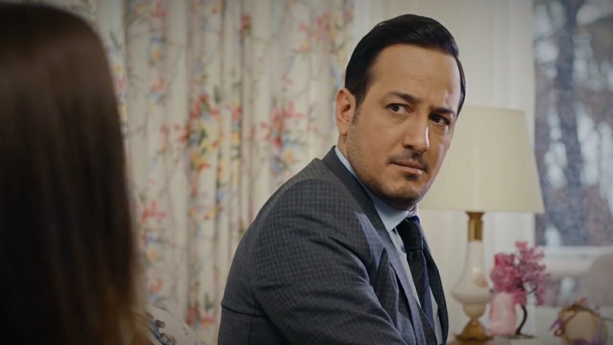 raininglitterr's tweet photo. Uğur y su ocurrencia de cena a solas para #AsMah
#AkınAkınözü
#AmorYTraición
#KaderiminOyunu https://t.co/cOudN0CCEm