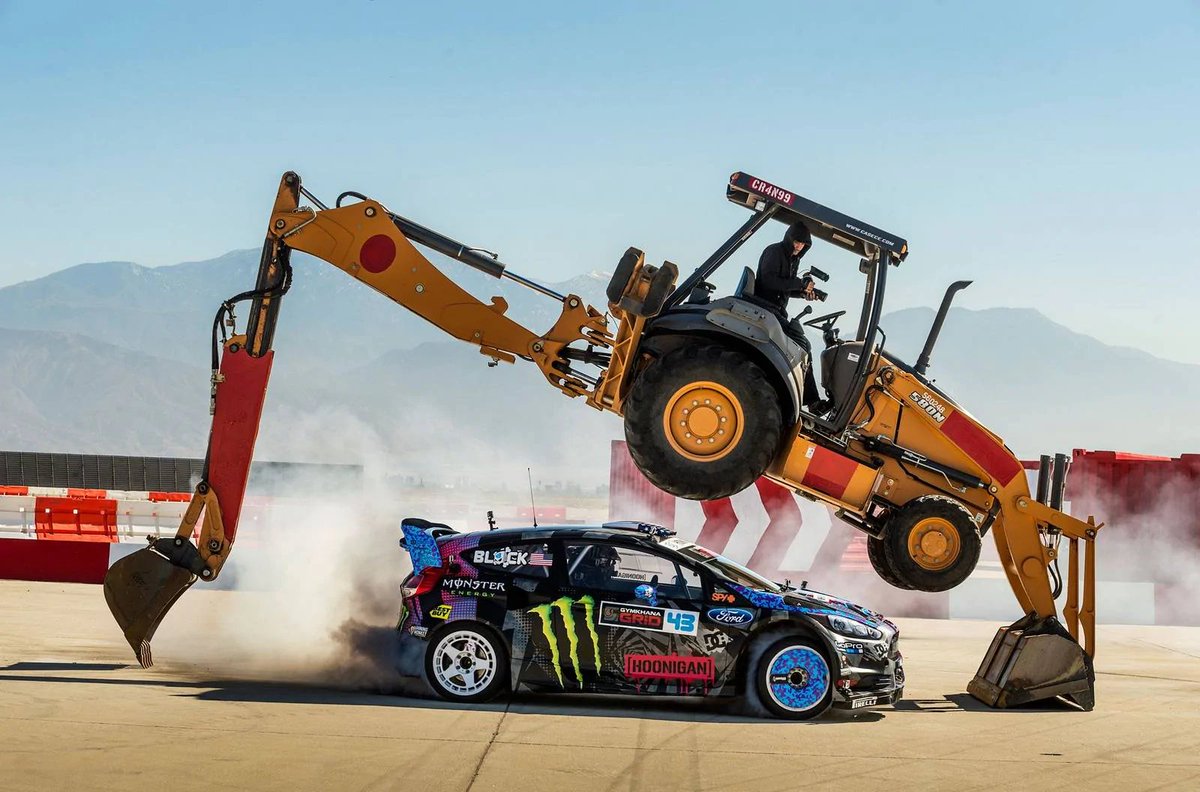 vAlvareezz's tweet photo. No me lo puedo puto creer, @kblock43 se ha muerto :'(

Cuando era pequeño yo quería ser como el.😔💔
D.E.P a uno de mis ídolos en el mundo del automovilismo y de los que más he llegado a admirar. Siempre serás recordado por tu destreza al volante, gracias por todo Hoonigan.🕊❤ https://t.co/vYyhFgmFI1