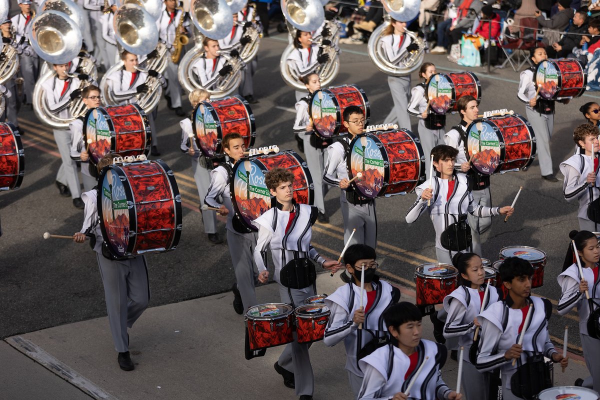 LeanderISD's tweet image. The @vrhsrangerband put on quite the display during the @RoseParade 🌹 this morning!

📸  gallery: bit.ly/3vwG7FZ

Credit: Vista Ridge Band Media Team

#1LISD