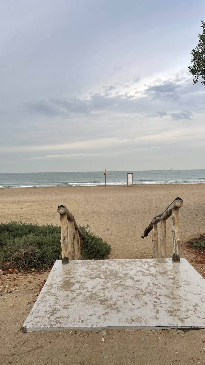 3high4's tweet image. Rainy mornings r the best ☔️