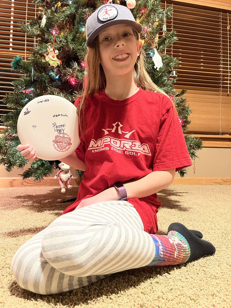HaydenWiebusch's tweet photo. Now announcing my 2023 sponsors⦠starting my third year with @ThrowPink and adding new sponsors TeeBoxSox and @DynamicDiscs
I am excited for the 2023 season and having more supporters in my disc golf journey!
#teamdynamicdiscs
#teamteeboxsox
#teamthrowpink https://t.co/wxrXIEZqJv