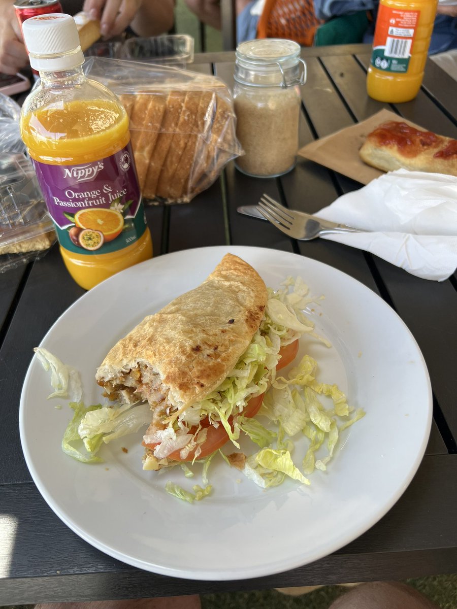 kynanlang's tweet photo. A Salad Pasty? Absolutely! Thanks Loxton #EvenBetterWithANippys https://t.co/koa1v2ruH0