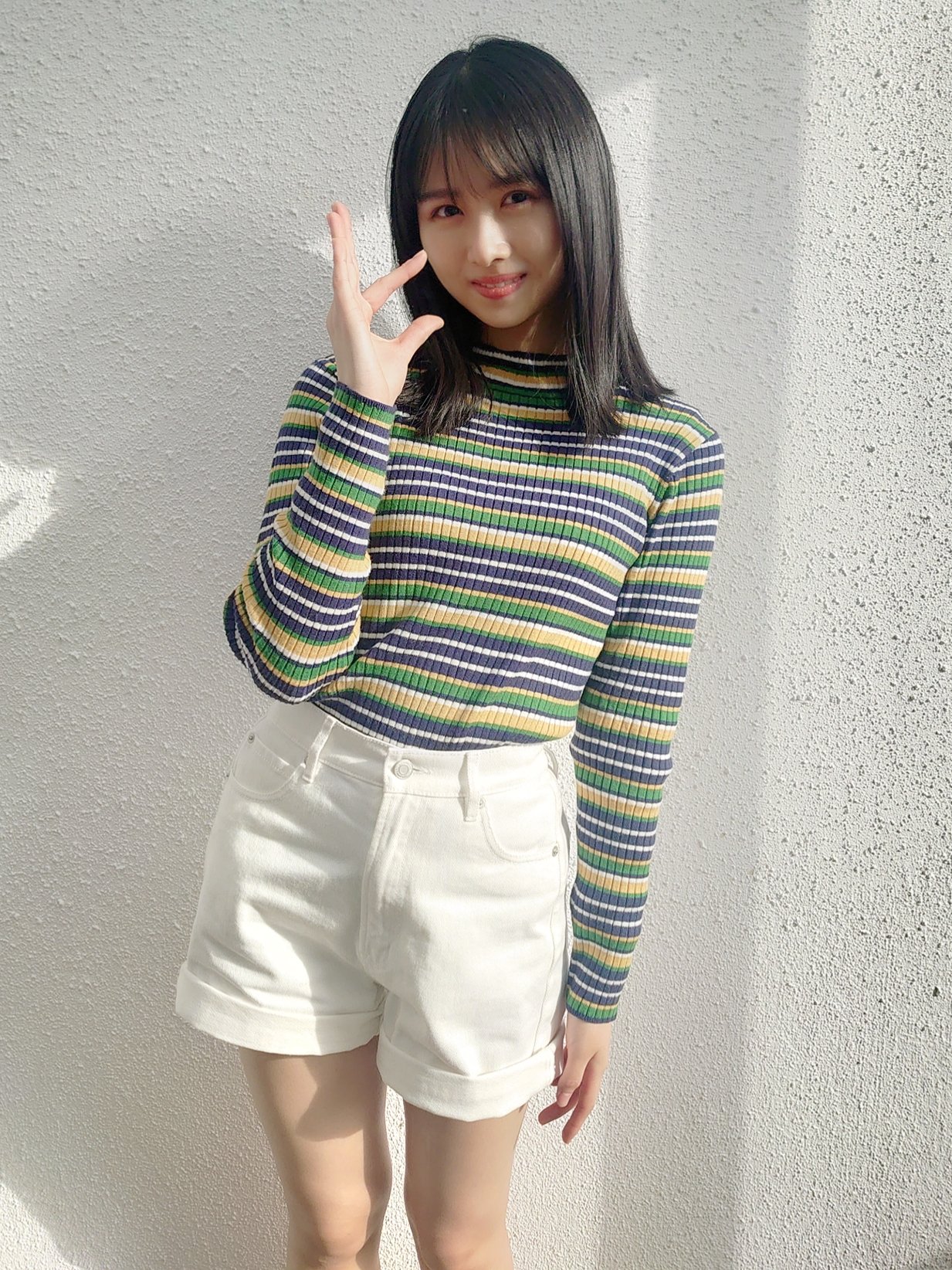 上村ひなの BUBKA チェキ　日向坂46 日向坂46・上村ひなの、『BUBKA』2月号表紙巻頭グラビアに