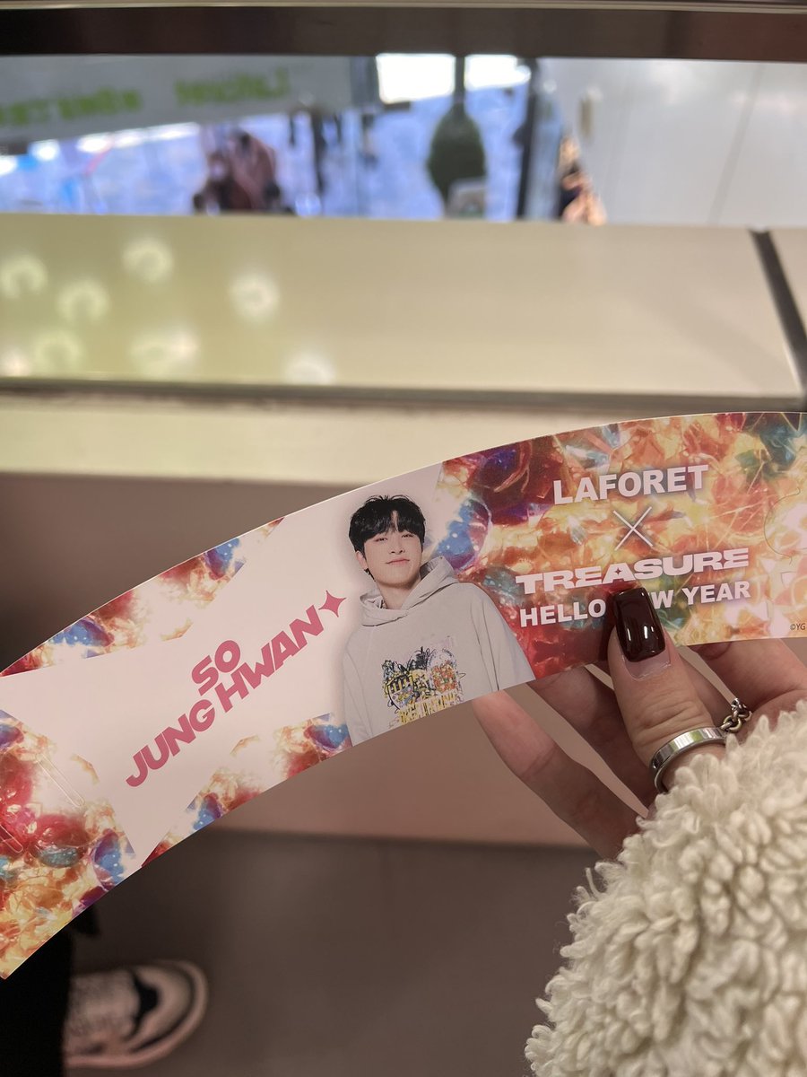 nct_milk00's tweet photo. @ddmd_153 初めまして！ジョンファン所持しているのですが、ジョンウと交換可能でしょうか？？ https://t.co/U8UiIGNKuj