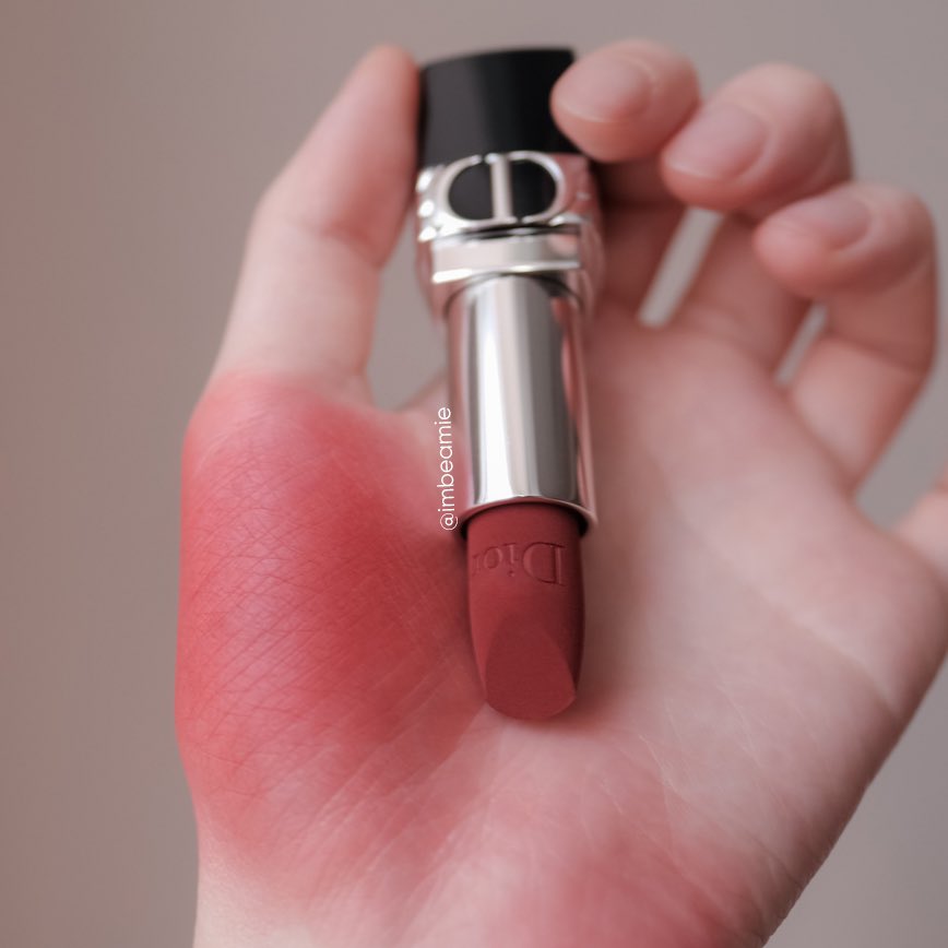 imbeamie's tweet photo. Dior เปิดปีอย่างตัวแม่ มาแรงแดงรับทรัพย์ คอลตรุษจีนมีลิปลิมิเต็ท Rouge Dior เบอร์ 720 Icone Velvet น่าตำมากกก สีมงคล แพคเกจมงลงใจ ไม่มีได้ไงงงงง 🧧❤️‍🔥💫 https://t.co/MO9NcFodeq