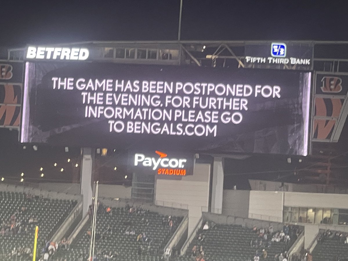 jimvickersjr's tweet photo. What started out as a game with very high expectations from two of the best teams in the league turned out to be one of the saddest games I’ve ever seen.  We sat in The Jungle not totally clear on what was going on but we knew it wasn’t good. https://t.co/iT6JDSVYfW