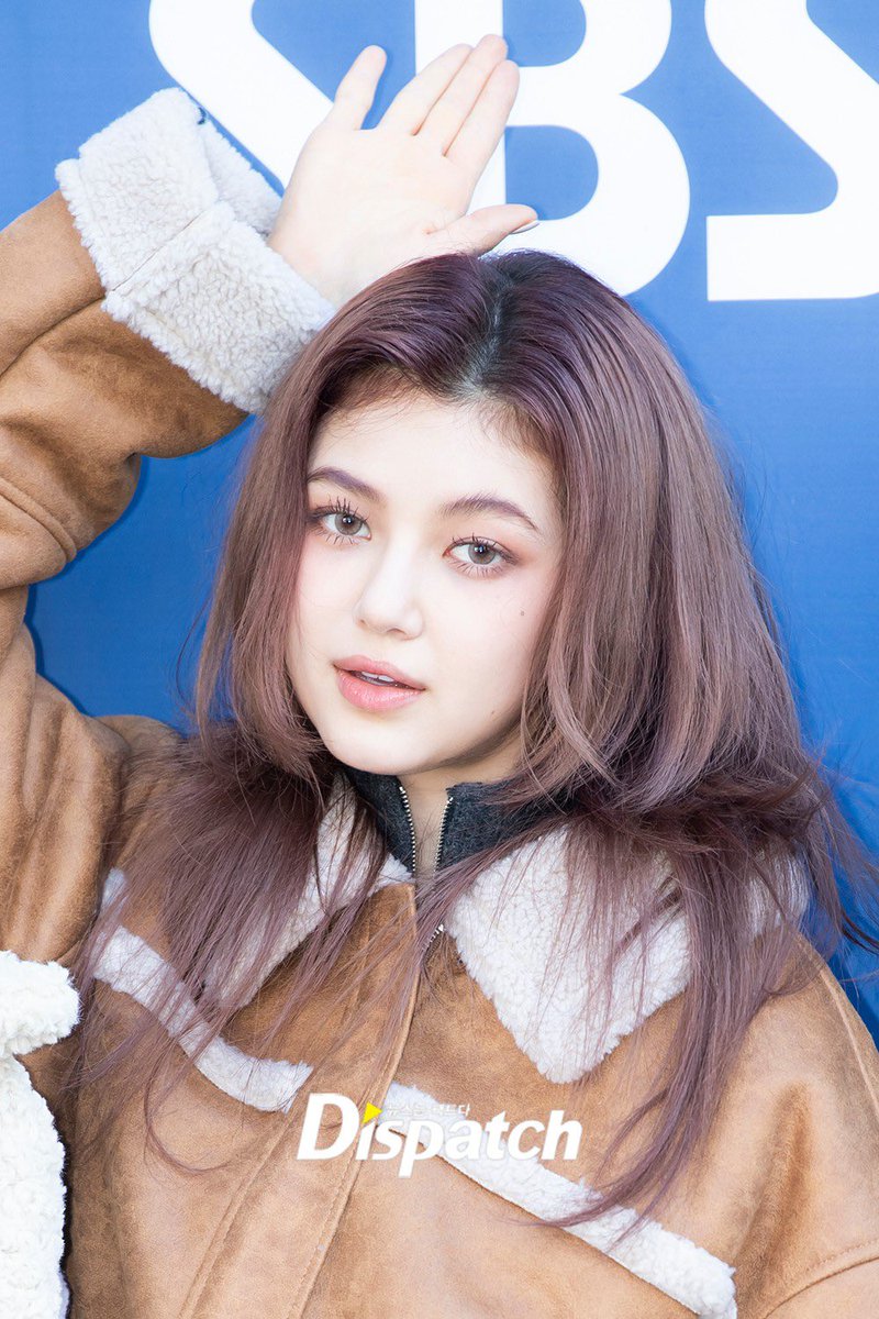all4newjeans's tweet photo. [#다니엘] 230102 ㅡ FOTOS

Fotos individuales de #DANIELLE de camino a SBS Power FM!

#NewJeans @NewJeans_ADOR #뉴진스 https://t.co/TTQRJ8yEin