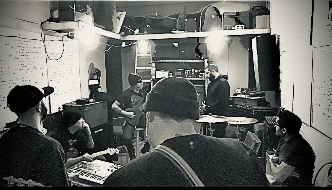 rocketminerband's tweet photo. https://t.co/3KsEX1koW1