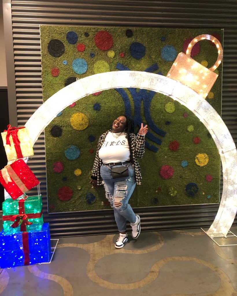 aiymur_'s tweet photo. Y’all knew I was pressure before this upload 🙊🎆 https://t.co/LB1MSooo6j
